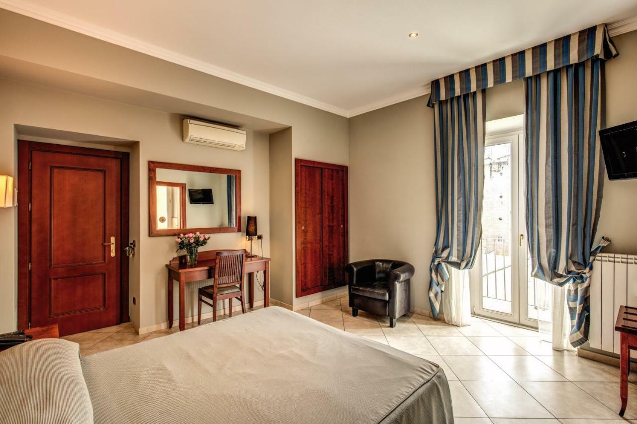 Hotell Taormina 2*