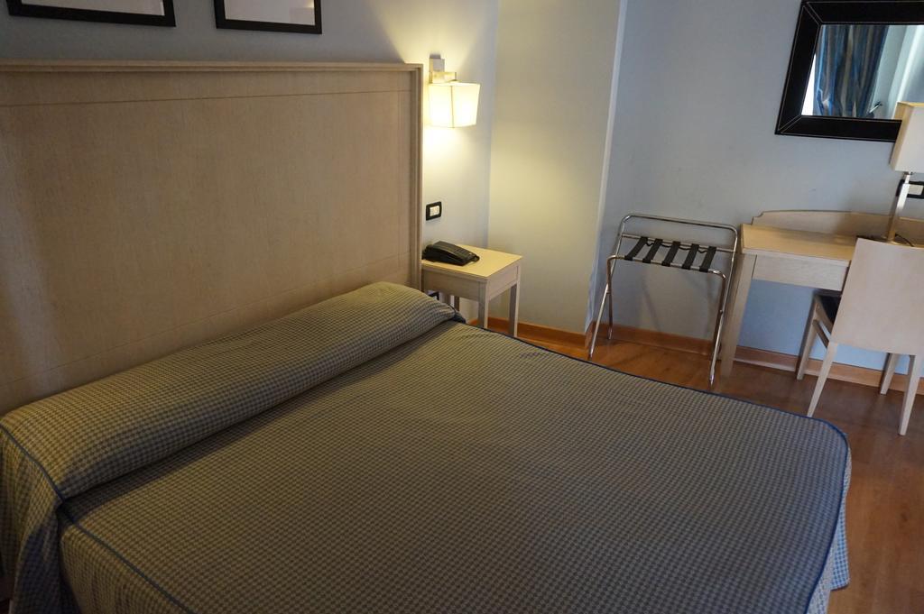 Hotell Taormina Rom
